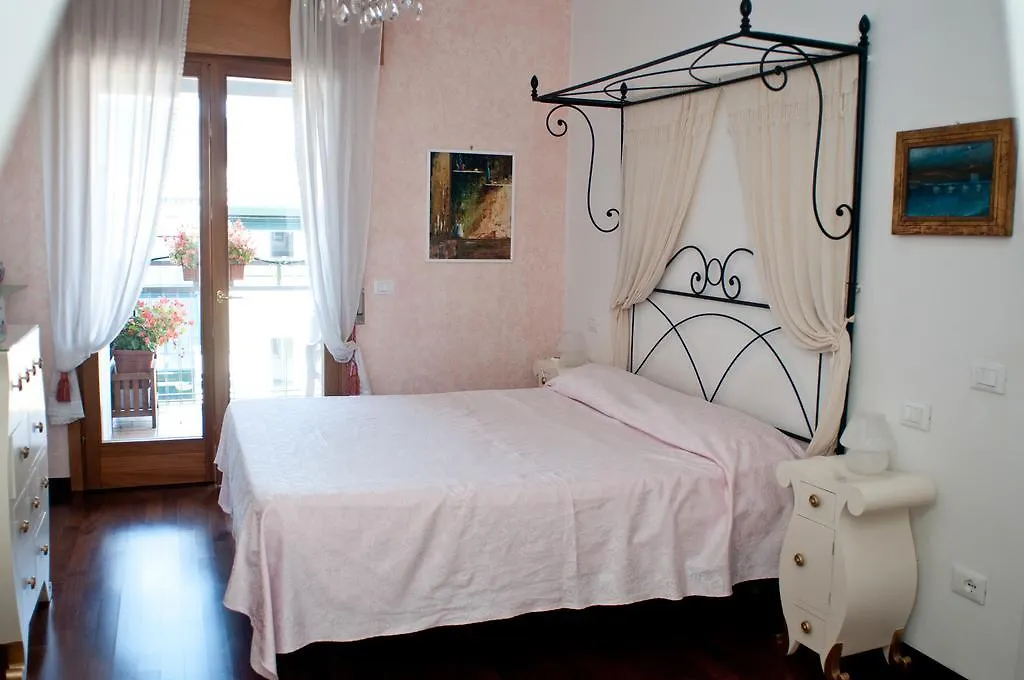 Tami Holidays Vittorio Veneto 0*,